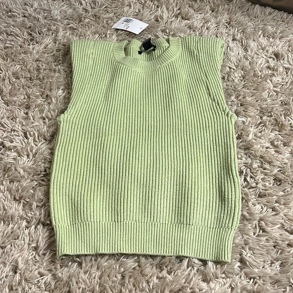 Bundle of 8 Tops XS/Small - Picture 2 of 16
